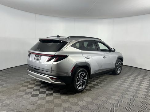 Used 2025 Hyundai Tucson Limited image 5