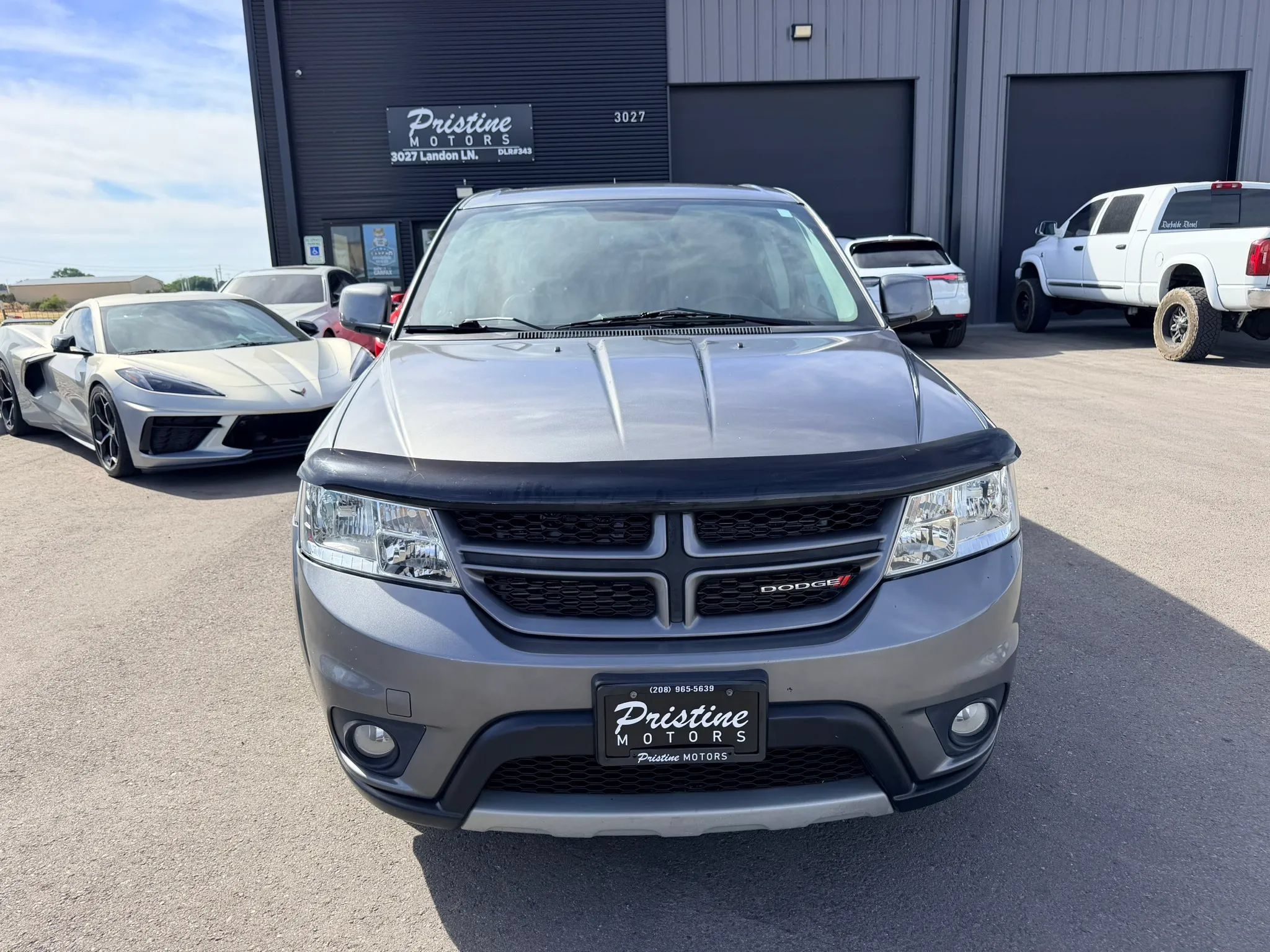 Used 2012 Dodge Journey R/T w/ Flexible Seating Group FWD image 2