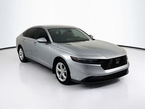 Certified 2024 Honda Accord LX image 3