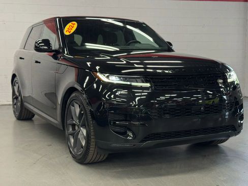 Used 2024 Land Rover Range Rover Sport SE image 8
