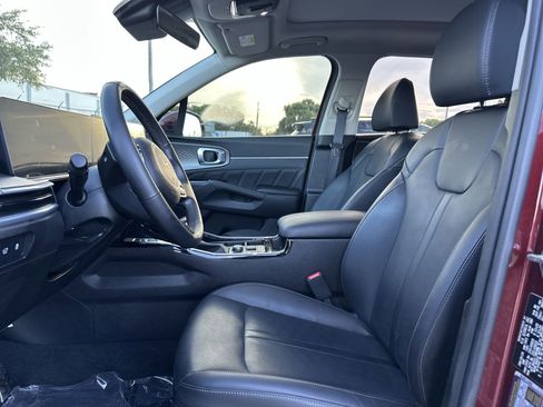 Certified 2024 Kia Sorento SX FWD image 13