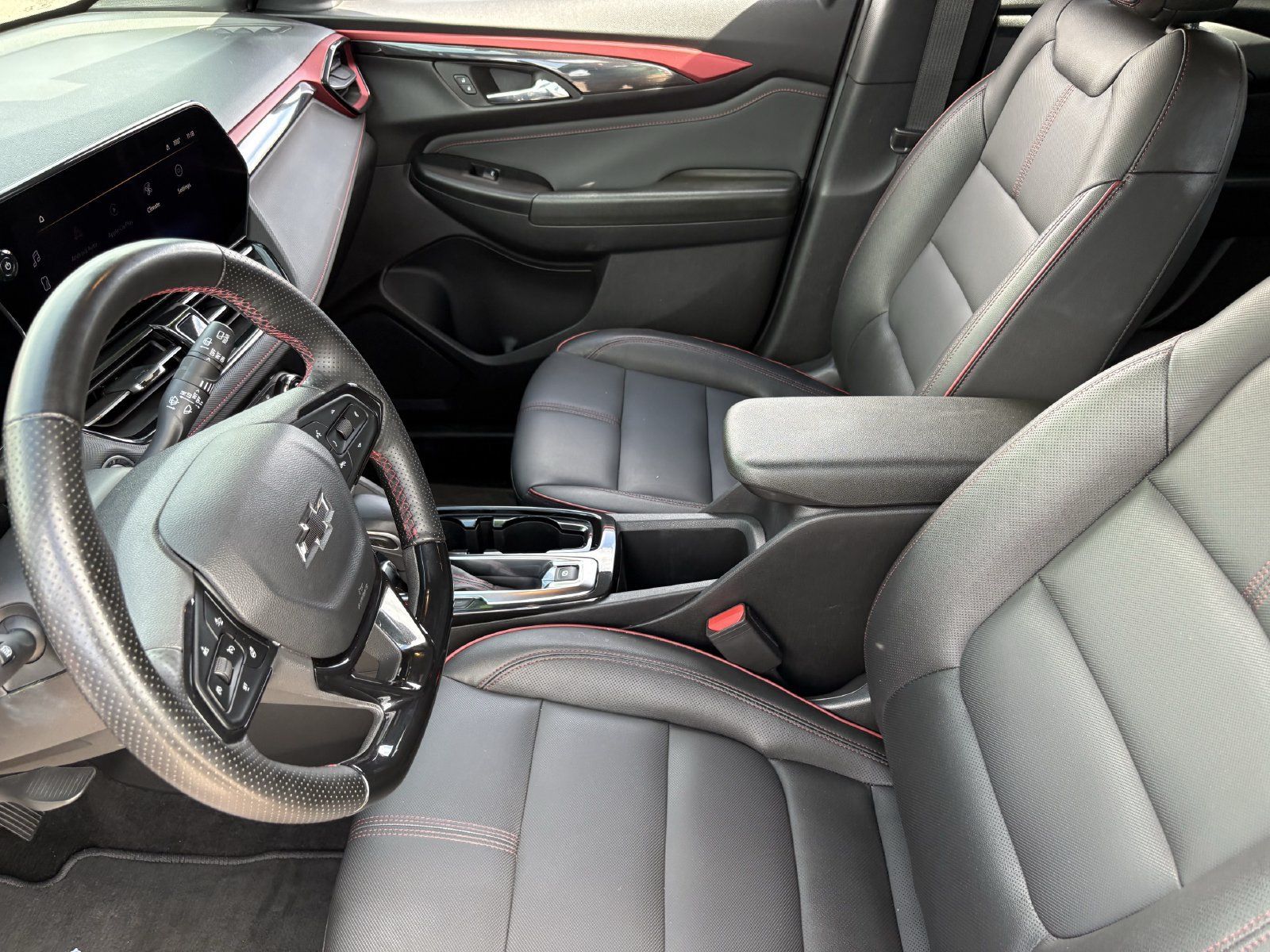 Used 2024 Chevrolet TrailBlazer RS w/ Convenience Package FWD image 22