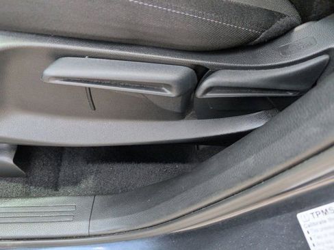 Used 2025 Honda CR-V LX image 14
