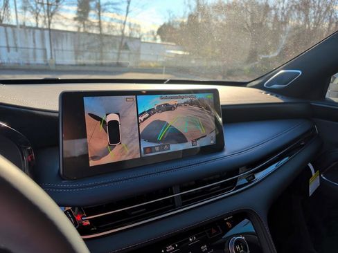 New 2026 INFINITI QX60 Sport image 15