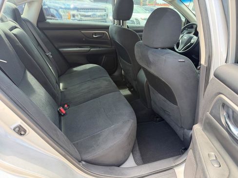 Used 2015 Nissan Altima 2.5 S w/ Special Edition Package FWD image 14