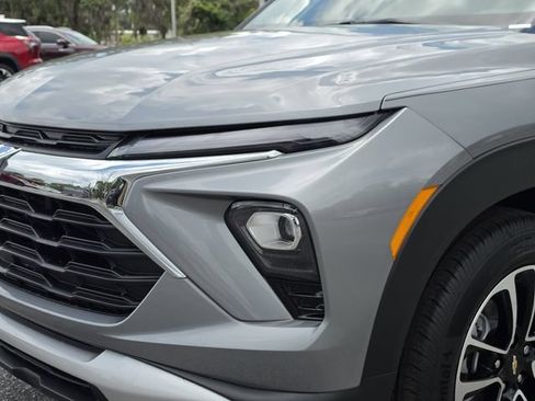 New 2026 Chevrolet TrailBlazer LT w/ Convenience Package FWD image 9