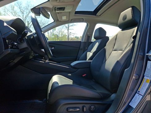 Used 2025 Honda Accord Touring image 13