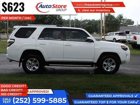 Used 2021 Toyota 4Runner SR5 RWD image 5