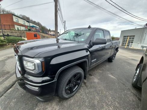 Used 2017 GMC Sierra 1500 SLE w/ SLE Value Package image 4