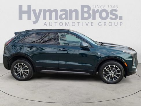 Used 2024 Cadillac XT4 Sport AWD/4WD image 2