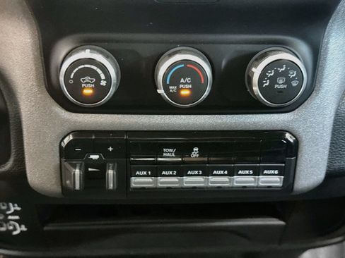 Used 2019 RAM 3500 Tradesman AWD/4WD image 18