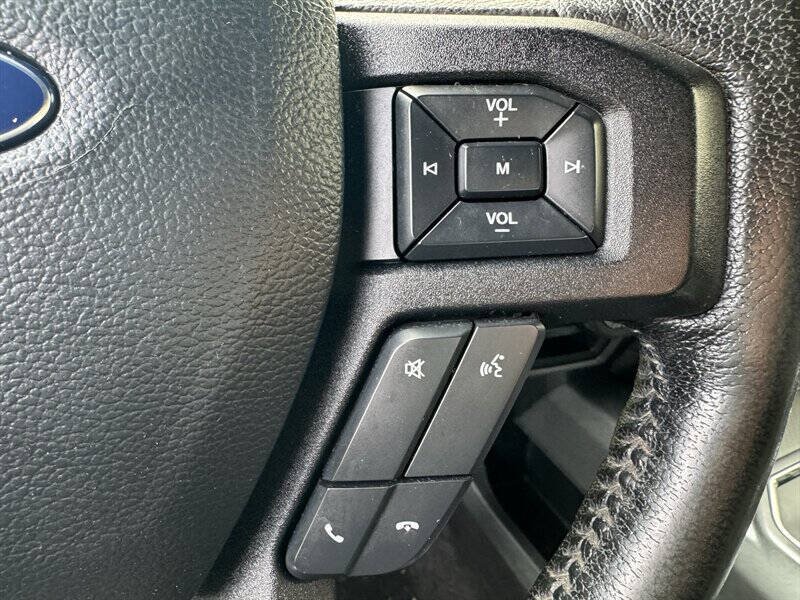 Used 2016 Ford F150 XLT w/ Equipment Group 302A Luxury AWD/4WD image 11