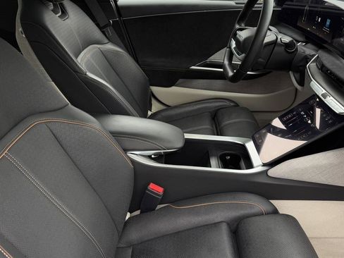 Used 2023 Lucid Air Grand Touring AWD/4WD image 31