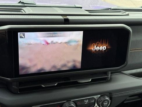 New 2026 Jeep Gladiator Mojave image 18