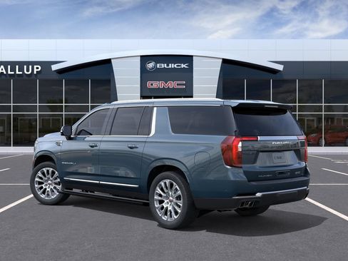 New 2026 GMC Yukon XL Denali w/ Denali Reserve Package AWD/4WD image 3