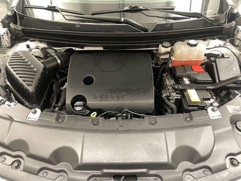 Used 2021 Chevrolet Traverse Premier image 24