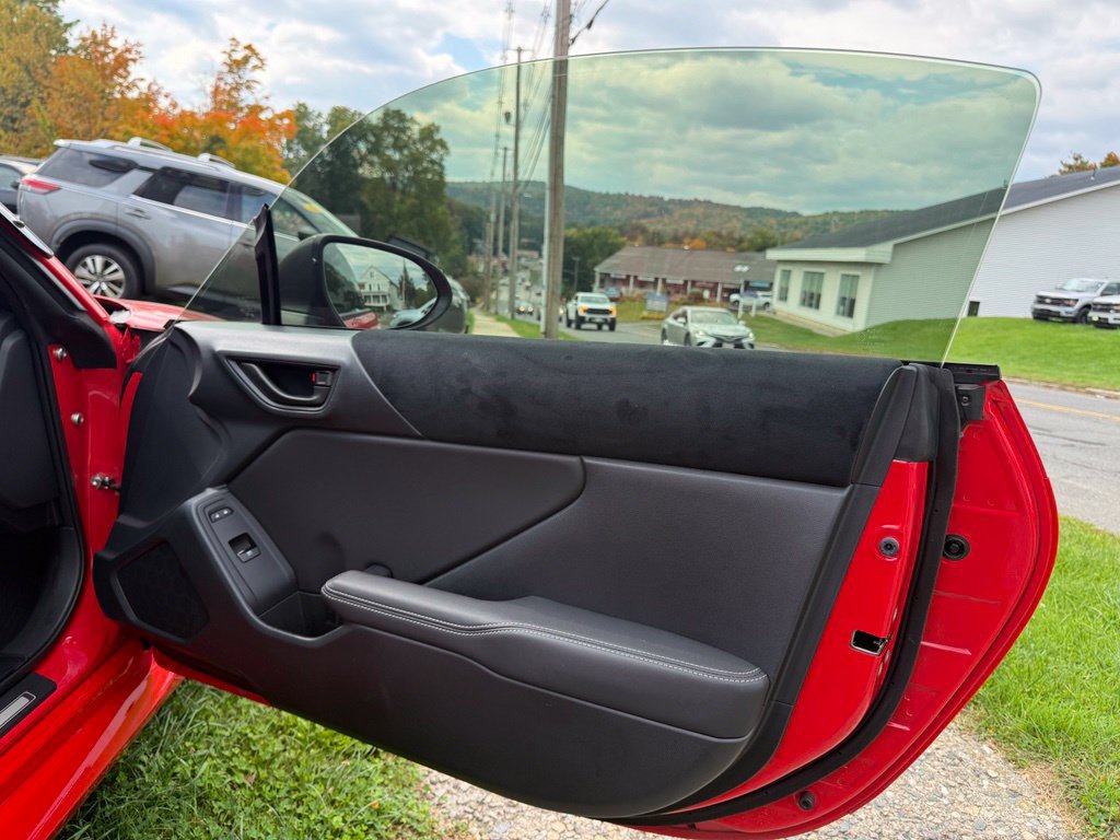 Used 2025 Toyota GR86 Premium w/ Performance Package RWD image 21
