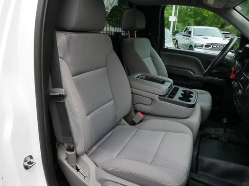 Used 2018 Chevrolet Silverado 1500 W/T w/ WT Convenience Package AWD/4WD image 9
