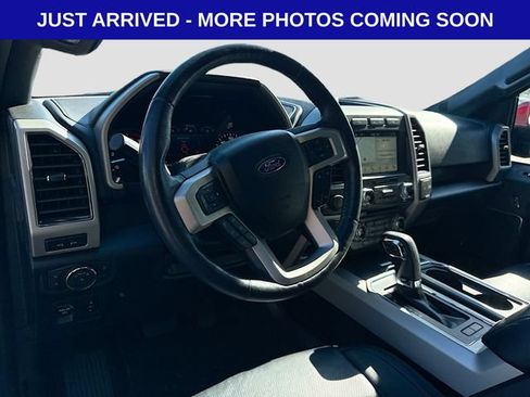Used 2018 Ford F150 Lariat w/ Equipment Group 502A Luxury AWD/4WD image 11