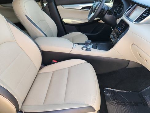 Used 2019 INFINITI QX50 Essential w/ Premium Heat Package image 13