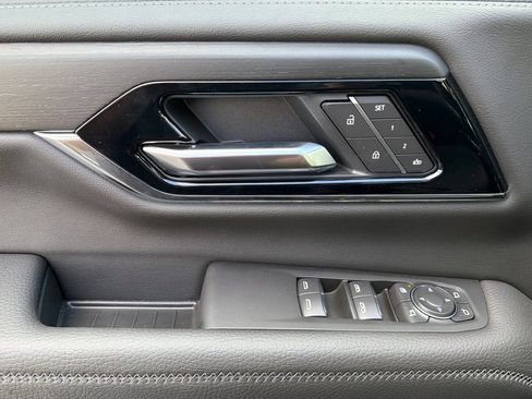 New 2026 GMC Yukon XL Denali AWD/4WD image 8