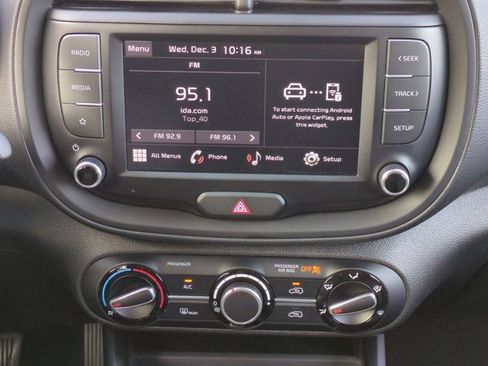 Used 2024 Kia Soul LX w/ Option Group 015 image 18