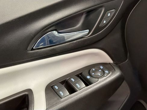 Used 2022 Chevrolet Equinox LT FWD image 20