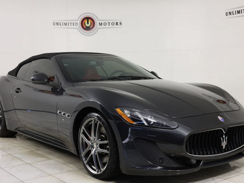 Used 2017 Maserati GranTurismo Sport RWD image 29
