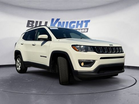 Used 2018 Jeep Compass Latitude FWD image 7