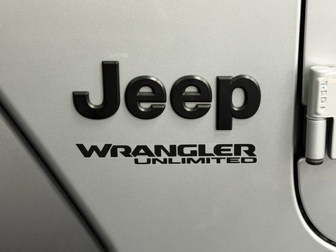 Used 2022 Jeep Wrangler Unlimited Sport image 20