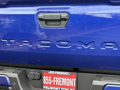 Certified 2025 Toyota Tacoma TRD Sport AWD/4WD image 7