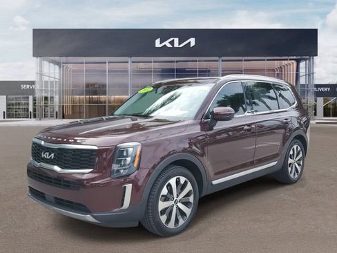 Certified 2022 Kia Telluride EX w/ EX Premium Package FWD image 3