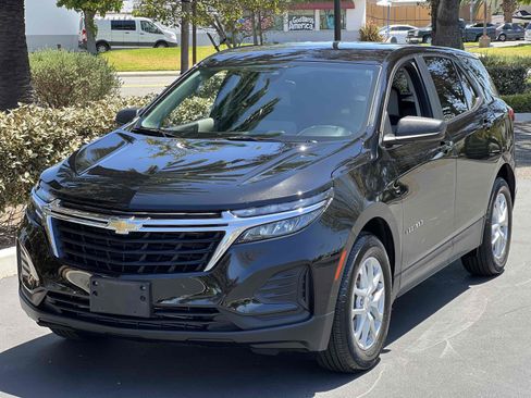 Used 2023 Chevrolet Equinox LS FWD image 20
