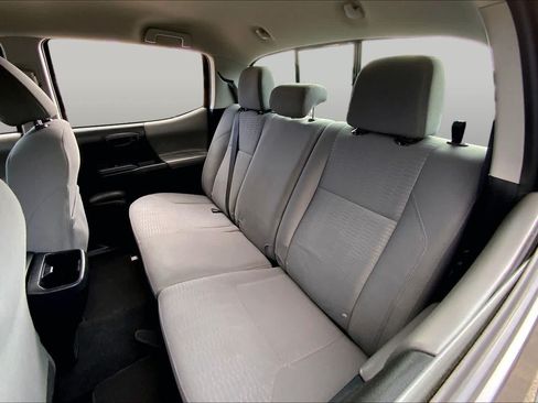 Used 2018 Toyota Tacoma SR w/ SR Convenience Package RWD image 19