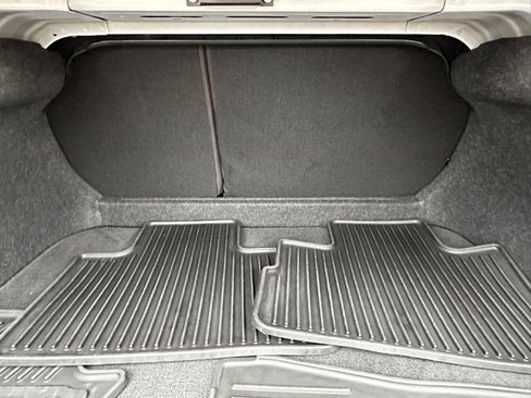 Certified 2023 Nissan Sentra SR w/ Midnight Edition Package image 19