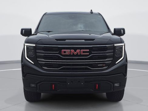 Used 2026 GMC Sierra 1500 AT4 w/ AT4 Premium Package AWD/4WD image 8