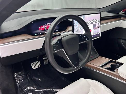 Used 2022 Tesla Model S AWD/4WD image 11