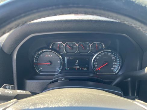 Used 2016 Chevrolet Silverado 1500 LT w/ Midnight Edition image 9