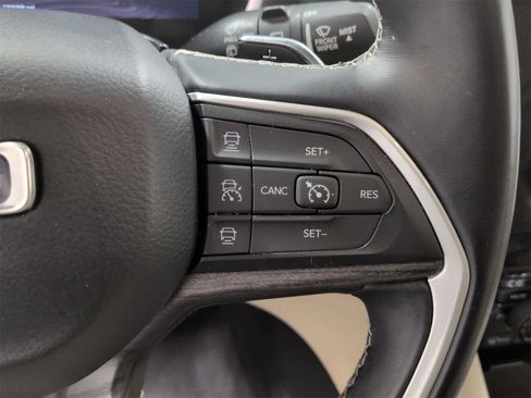 Used 2021 Jeep Grand Cherokee L Limited image 27