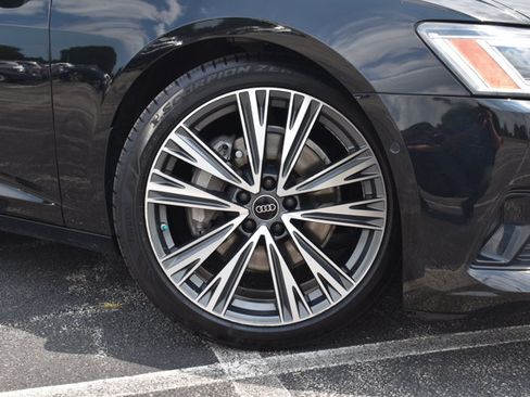 Used 2023 Audi A6 Premium Plus w/ Premium Plus Package AWD/4WD image 2