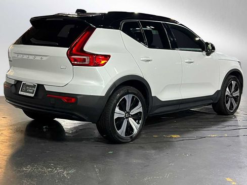 Used 2023 Volvo XC40 Recharge Plus AWD/4WD image 3