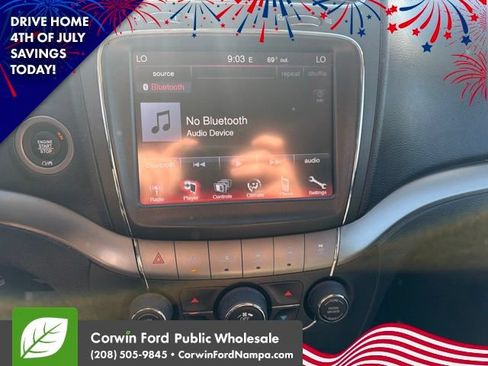 Used 2020 Dodge Journey Crossroad FWD image 13