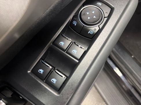 Used 2025 Ford Expedition Active image 17