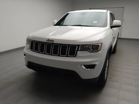 Used 2020 Jeep Grand Cherokee Laredo AWD/4WD image 15