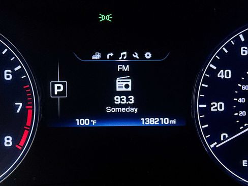 Used 2016 Hyundai Genesis 3.8 RWD image 31