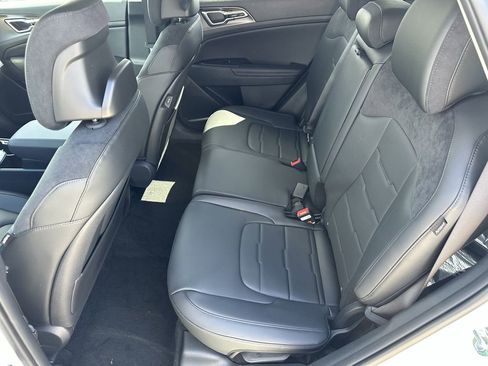 New 2026 Kia Sportage SX FWD image 15