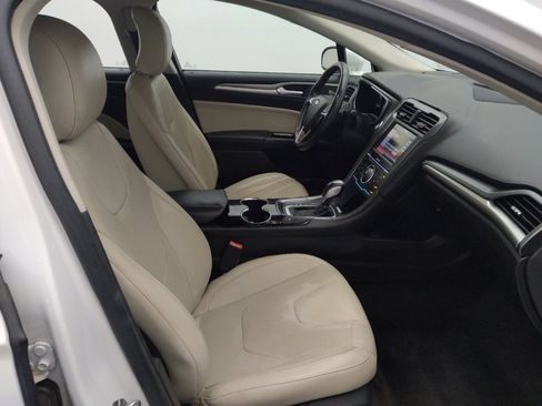 Used 2015 Ford Fusion Titanium image 21