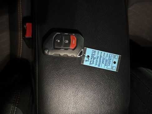 Used 2023 Jeep Gladiator Mojave w/ Trailer Tow Package image 38