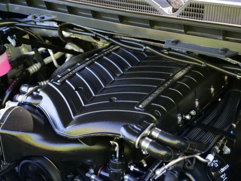 Used 2018 Chevrolet Silverado 1500 LT w/ All Star Edition image 43