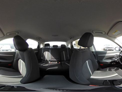 Used 2025 Hyundai Sonata SEL FWD image 43